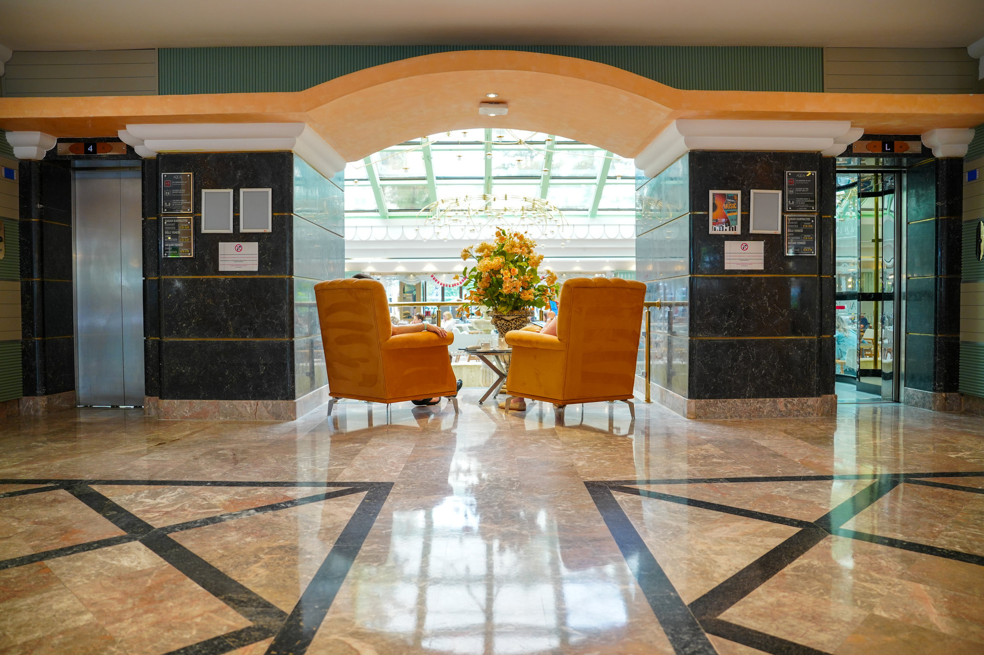 hotel-aqua-49
